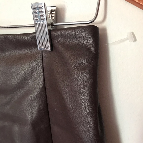 S 6 H and M Skirt Brownish Wine Colour - Picture 2 of 8